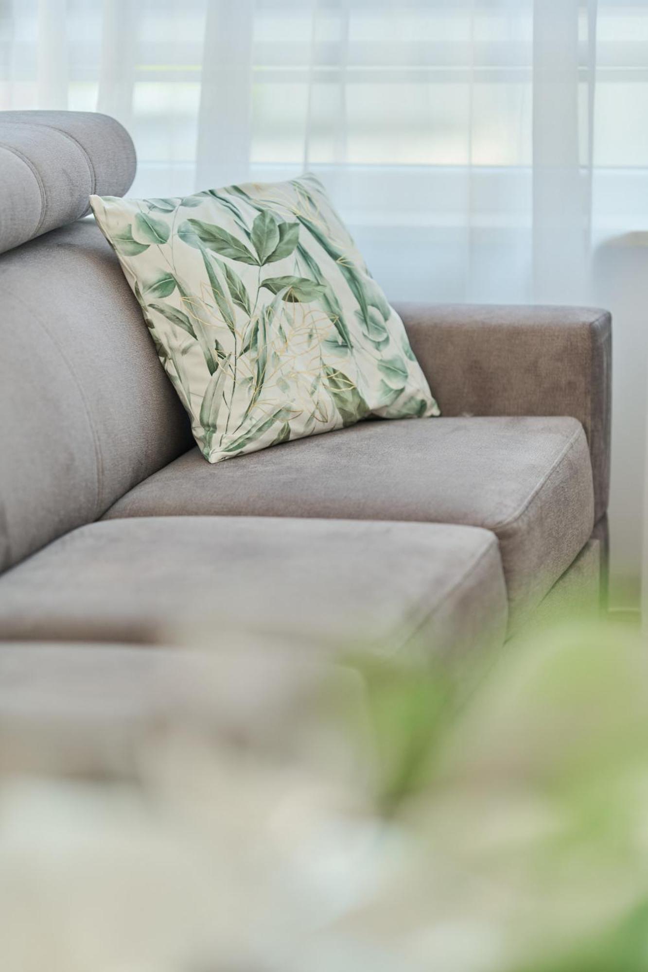 Apartament Spacious & Elegant Family With Parking Space & Ac In By Renters *