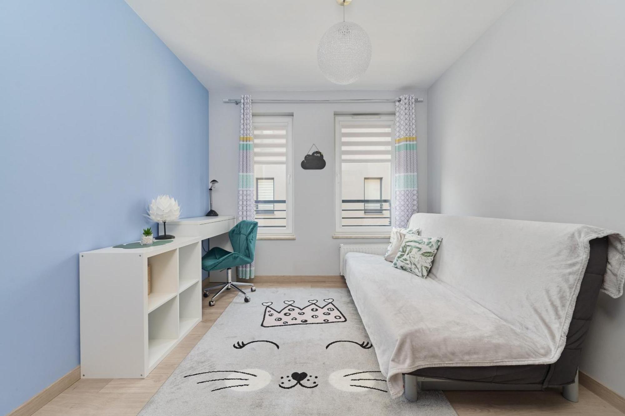 Spacious & Elegant Family With Parking Space & Ac In By Renters * Wrocław